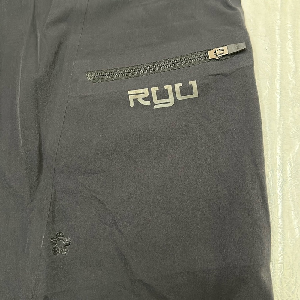 Respect Your Universe Board Short - black - Picture 5 of 14